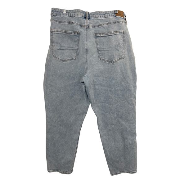 American Eagle curvy mom jeans light blue size 18 short - Picture 3 of 7